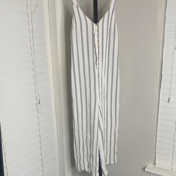 American Eagle Outfitters Pants - American eagle outfitters stripped jumpsuit xs